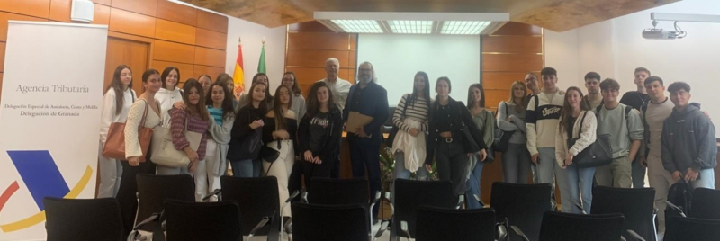 visita a Hacienda de un grupo de estudiante visita a Hacienda de un grupo de estudiantes